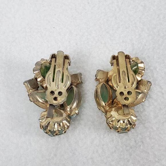 Vintage MCM Green Rhinestone Gold Tone Brooch and Earrings Set - Picture 13 of 16
